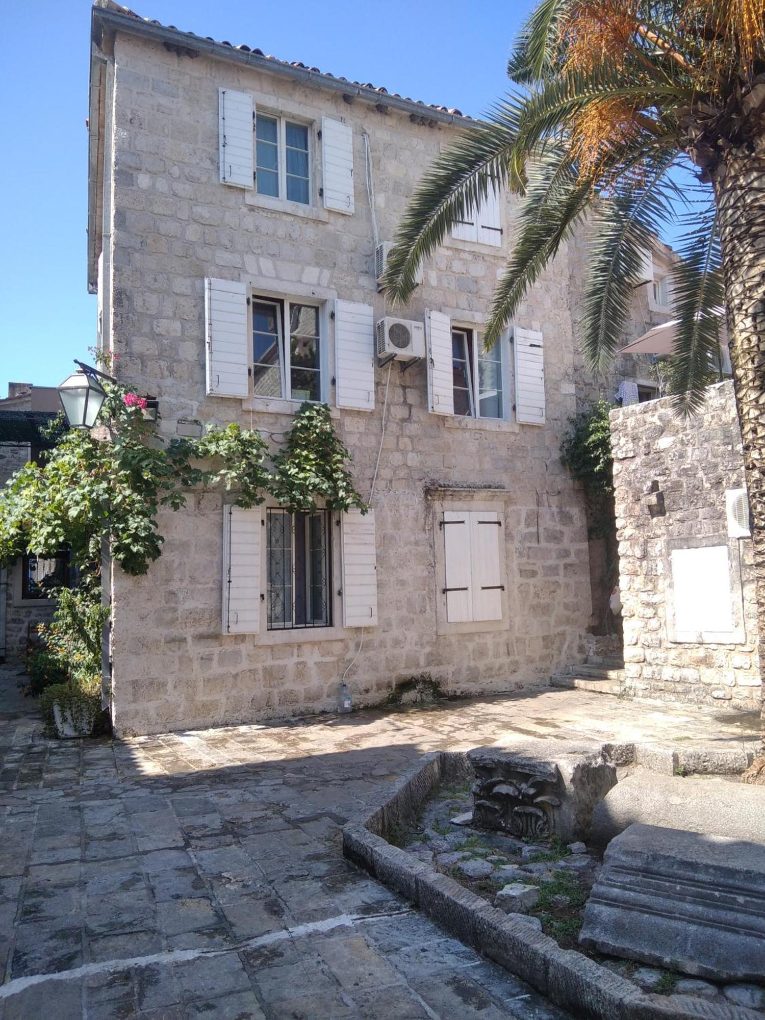 Michel Guest House Budva Exterior foto